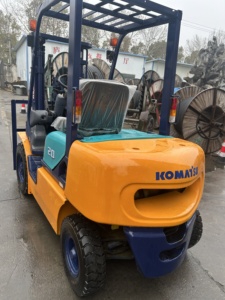 Gebruikt Japanse <span class=keywords><strong>Komatsu</strong></span> heftruck te koop FD20 2 ton <span class=keywords><strong>Komatsu</strong></span> heftruck Japanse motor Lage prijs - Product Image 3
