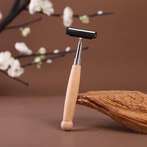 Fabricant de rasoirs de sécurité <span class=keywords><strong>à</strong></span> double tranchant avec manche en <span class=keywords><strong>bois</strong></span> naturel personnalisé pour hommes Vente en gros Rasoir en <span class=keywords><strong>bois</strong></span> - Product Image 2