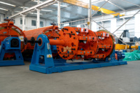 Machine à tresser planétaire haute vitesse pour la production de câbles souples et rigides