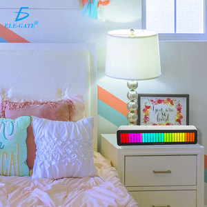 ELE-GATE Altavoz Bluetooth con Barra de Luces LED RGBW, Luces Musicales Inteligentes - Product Image 2