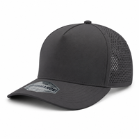 Gorra de Béisbol de 5 Paneles de Poliéster Perforada con Láser, Resistente al Agua, UPF50+, Cierre a Presión