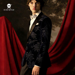 <span class=keywords><strong>Costume</strong></span> de cérémonie <span class=keywords><strong>sur</strong></span> <span class=keywords><strong>mesure</strong></span> haut de gamme croisé style italien 100 % laine coupe ajustée pour homme d'affaires, témoin ou mariage - Product Image 5