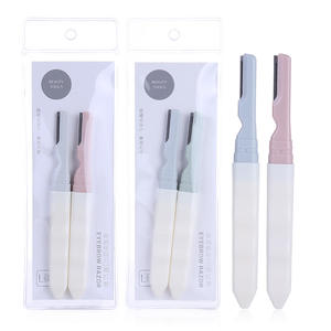 Recortador de cejas Lamella, punta inclinada de acero inoxidable A958, diseño minimalista para mujer, para cejas, vello de la nariz, vello de los labios - Product Image 3