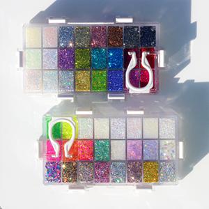 Fard à paupières <span class=keywords><strong>gel</strong></span> <span class=keywords><strong>pailleté</strong></span> 24 couleurs haute pigmentation, écologique, brillant, non toxique, waterproof et longue tenue, marque privée MLM - Product Image 1