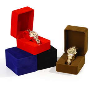 Boîte de rangement pour montres en velours doux, boîte à montres à ouverture rabattable pour présentation en boutique, impression personnalisée - Product Image 1
