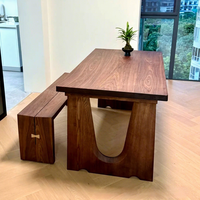 Ensemble table et chaises de salle à manger d'extérieur rectangulaire moderne et minimaliste en bois massif, style rondin, mobile pour petites maisons