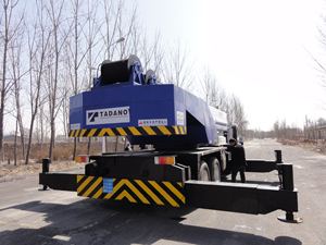 Diskon Besar-besaran!!! TADANO Mesin Derek Peralatan Berat TG-550E-3-10101, Truk Derek TADANO TG-550E 55Ton - Product Image 2