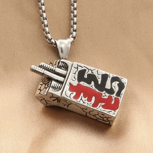 Pendentif cigarette en acier inoxydable avec design en émail rouge et noir, style rétro punk, collier pour homme 280222 - Product Image 1