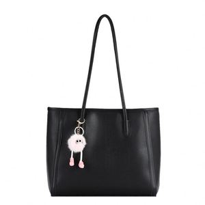 Sac à main pour femme de style sacoche avec une seule anse en paille tressée, imperméable, style vintage avec des détails géométriques en perles et - Product Image 5