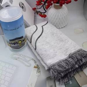 Floral pattern camping prayer mat, with Tasbih beads 2-in-1 , packaged in a cylindrical <b>paper</b> tube, Ramadan Eid gift Sajadah - Product Image 1