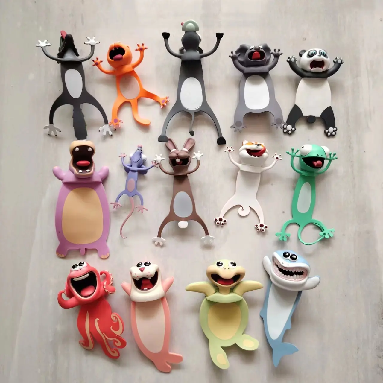 HY muestra gratis Ouch PVC artesanía plástico dibujos animados divertido lindo 3D marcapáginas