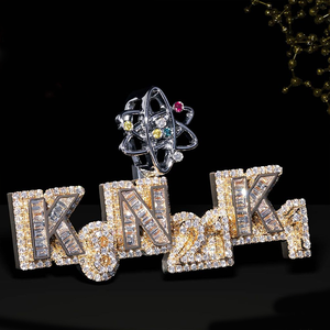 Pendentif personnalisé en moissanite de 3,5 pouces, coupe baguette, plaqué or, argent 925, testeur de diamant inclus, bijoux raffinés - Product Image 2