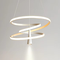 Lampe de restaurant moderne minimaliste Salle à manger créative minimaliste Bar Salle à manger nordique Pendentif avec spot