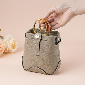 Sac à rouge à lèvres en cuir véritable personnalisé de haute qualité, <span class=keywords><strong>mini</strong></span> sac de voyage portable pour maquillage, petit sac de rangement pour bijoux en cuir pleine fleur - Product Image 5