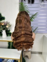 Peluca frontal de cabello humano 100% natural de alta densidad 13*4 SDD con encaje frontal y estilo loose body.