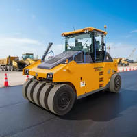 Nouveau Compacteur Vibratoire d'Asphalte à Double Tambour sur Pneus pour Travaux Routiers Modèle XP305KIV 129W Haute Efficacité