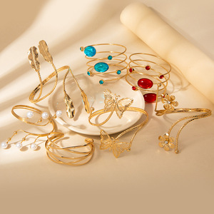 Bracelet manchette ouvert multicouche personnalisé, motifs fleurs et feuilles, style Instagram tendance pour femme, jonc en métal incrusté <span class=keywords><strong>de</strong></span> diamants - Product Image 1