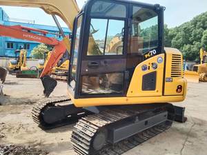 Mini pelleteuse sur chenilles KOMATSU PC70-8 d'occasion Modèle 7 tonnes Capacité du godet 3m Bonne condition avec moteur de pompe à moteur - Product Image 3