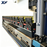 Presse plieuse CNC XF de grande taille pour la pliage de structures en acier lourd et de plaques de réservoirs sous pression