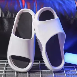 2022 New Slippers Men's Sporty And Comfortable Slippers Men's Trendy Street Versatile Fashion Anti Slip Slippers