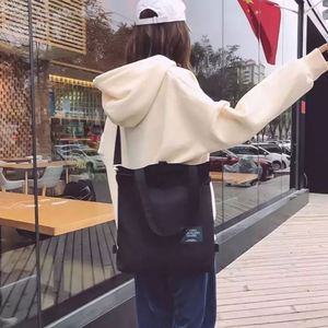 Bolso de Hombro de Lona Personalizado al por Mayor, Estilo Vintage, con Bolsillos, para Compras, Playa o Uso Diario - Product Image 3