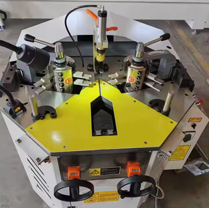 Machine à sertir les coins Ybke, hauteur 120 mm, angle 80 mm, pour le traitement des profilés en aluminium, équipement de fabrication de fenêtres à haute productivité - Product Image 3