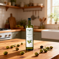 Bouteille d'huile d'olive en verre Marasca carrée vert antique robuste avec couvercle à vis en métal pour condiments 250 ml