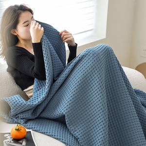 Manta de algodón tipo gofre de 150x200cm, color sólido, suave, tipo toalla, para dormir, cubre sofá, uso en las cuatro estaciones. - Product Image 2