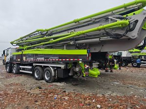 Camion pompe à béton neuf Zoomlion Sitrak 2021, châssis 3 essieux, moteur diesel, 43m-62m, Shanghai - Product Image 3