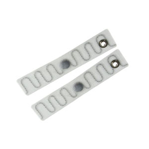 Étiquettes RFID UHF miniatures réutilisables GSC HC-WL-7015, étanches, lavables à haute température, pour vêtements, IP68, mémoire EPC 128 bits, 8m, blanches - Product Image 4
