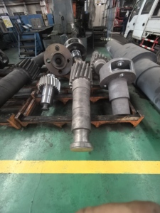OEM/ODM CNC Ground <strong>Gear</strong> Shaft 42CrMo4 Steel Industrial Gearbox/Reducer Accessories - Product Image 2