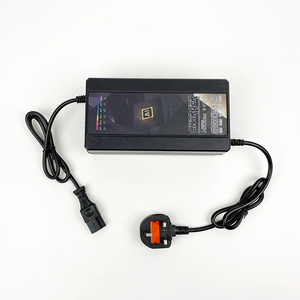 Venta <span class=keywords><strong>de</strong></span> fábrica Motocicleta eléctrica 72V 20Ah Fuente <span class=keywords><strong>de</strong></span> alimentación estándar británica <span class=keywords><strong>Regulador</strong></span> <span class=keywords><strong>de</strong></span> voltaje Cargador Sistema eléctrico <span class=keywords><strong>de</strong></span> plomo y ácido - Product Image 4