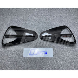 Couvre-prises d'air arrière en carbone visible Emira pour Lotus Emira - Product Image 4