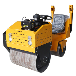 Compacteur routier vibrant à tambour unique SFJX, moteur 15 kW, design compact jaune - Product Image 2