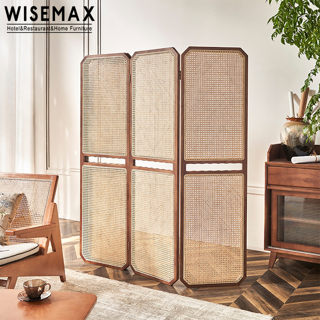 WISEMAX FURNITURE Indoor Furniture Elegant Folding Design Screen Solid Wood Frame Rattan Partition Screen