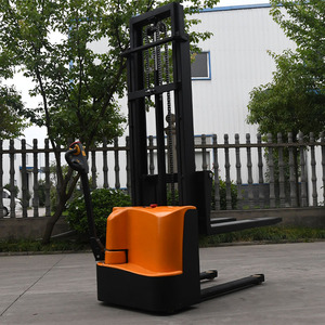 Grúas apiladoras totalmente eléctricas Carretilla elevadora eléctrica 1,5 T Pallet Jack Truck <span class=keywords><strong>Stacker</strong></span> para la industria manufacturera - Product Image 3