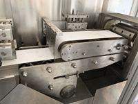 Machine pliante de production de lingettes humides à 6 voies utilisée pour la fabrication de lingettes humides