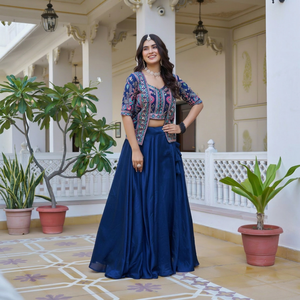 Conjunto de Lehenga Choli y Koti de Vichitra Puro Natural, Largo hasta el Suelo, con Bordado Moderno, de Secado Rápido, para Fiestas y Eventos, Estilo Indo-Occidental - Product Image 1