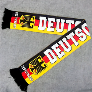 Bufanda de punto jacquard personalizada al por mayor con eslogan y borlas, bufanda para aficionados de clubes, bufanda de fútbol - Product Image 4