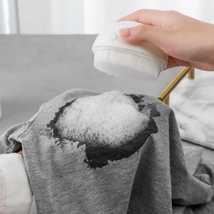 Cepillo de Limpieza para Ropa y Zapatos con Diseño de Ballena, Portátil, Mango Flexible, para Uso Doméstico, No Daña el Cabello ni la Ropa, Venta al Por Mayor - Product Image 5