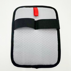 Guante para eliminar el pelo de las mascotas, forma de arco de acero inoxidable para perros grandes, paquete individual, herramienta de aseo - Product Image 1