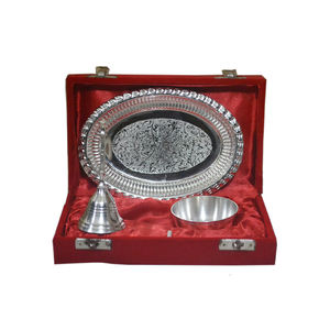 Ensembles de Pooja indiens de luxe, plaqué en argent, pour cadeaux pour Diwali, pour personnes religieux indiennes ou autre - Product Image 1