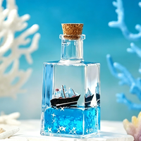 Ornement de bouteille flottante en acrylique thème bateau de croisière, contenant un presse-papiers de bureau en forme de bateau à voile et d'ondes liquides