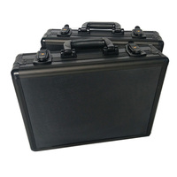 Fabricant chinois OEM/ODM, valise de rangement pour armes en alliage d'aluminium personnalisée, antichoc, anti-poussière, mousse EVA, serrure à clé métallique personnalisée