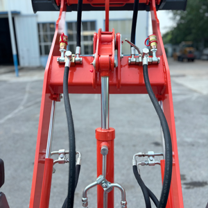 इलेक्ट्रिक मिनी फार्मिंग फ्रंट एंड व्हील लोडर इंजन 400 किलोग्राम क्षमता 2200 मिमी उठाने की ऊंचाई - Product Image 5