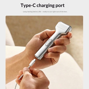 Afeitadora Eléctrica Magnética de Triple Cabezal Recíproca con Pantalla Digital Inteligente para Viajes, Afeitado en Seco y Húmedo, Maquinilla de Afeitar Eléctrica para Hombres - Product Image 4