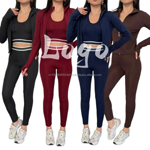Nouvelle arrivée, tenue de sport, leggings, veste de gym, ensemble de vêtements de fitness 3 pièces, ensemble de yoga pour femmes, personnalisé - Product Image 1