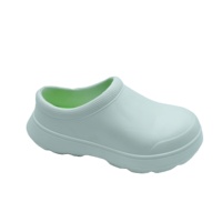 Sandales légères en EVA antidérapantes imperméables confortables tendances de la mode d'été de base plates pour la Offre Spéciale de plate-forme printemps/automne