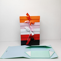 Boîte à vêtements en papier recyclable et personnalisée, boîte de rangement pliable pour chaussures, boîte magnétique blanche avec ruban