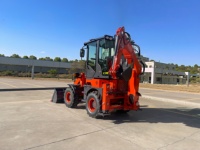 Chargeuse-pelleteuse 4x4 avec norme d'émission Euro 5, homologuée CE, fonctionnement stable et prix bas